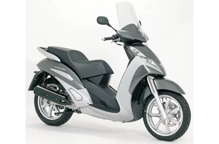 Peugeot Geopolis 125 Executive 2010 Peugeot Geopolis 125 Executive 2010