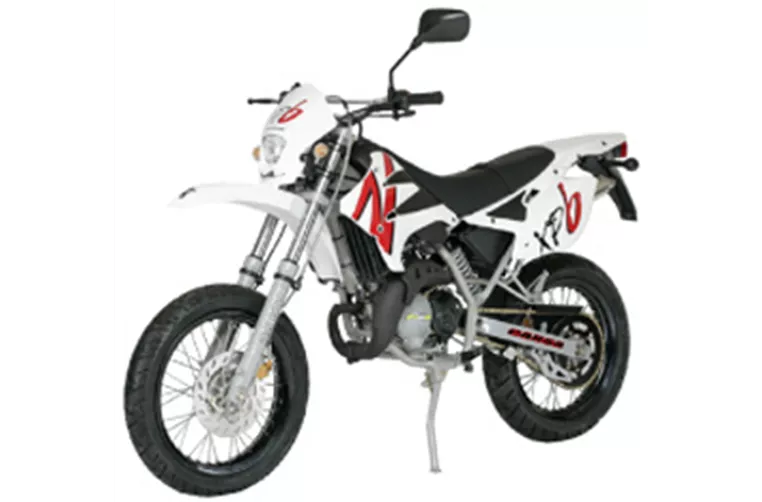 Peugeot XP6 Supermoto 50 Power up 2010 Peugeot XP6 Supermoto 50 Power up 2010