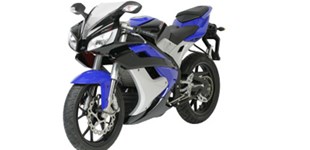 CPI Supermoto 50 2009 vs Peugeot XR7 2010