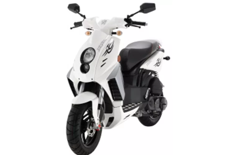 Peugeot Ludix Blaster Iceblade 2010 Peugeot Ludix Blaster Iceblade 2010