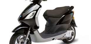 Piaggio Fly 125 2010 vs Piaggio Beverly 125 i.e. 2012
