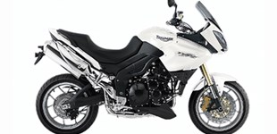 Triumph Tiger 1050 2010 vs Yamaha MT-09 2021