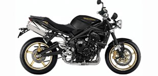 Suzuki GSX-8S 2023 vs Triumph Street Triple 675 R 2010