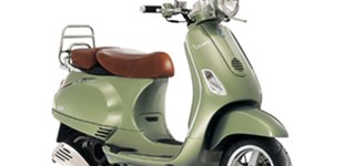 Vespa GTV 300 Special Edition Sei Giorni Euro4 2020 vs Vespa LXV 125  Vintage 2010