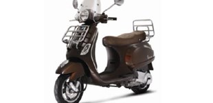 Vespa LX 50 2T Touring 2010 vs Peugeot Kisbee 50 4T 2014