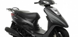 Aprilia Scarabeo 125 ie. 2009 vs Yamaha Vity 125 2010