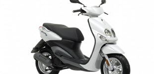 Yamaha NEOs 50 2010 vs Yamaha NEOs 4Takt 2010