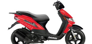 Derbi Atlantis 50 Bullet 2010 vs Rieju MRT Cross 50 Lite 2018