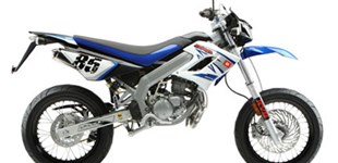 Derbi Senda DRD Racing 50 SM 2010 vs Derbi Senda DRD Racing 50 SM 2011