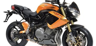 Benelli TNT 899 T 2010 vs Benelli TNT 899 2010