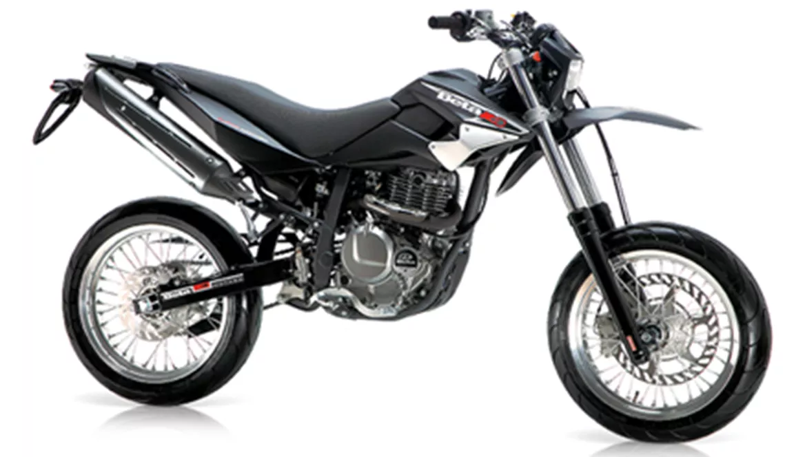 Beta M4 - 4T 2010 Beta M4 - 4T 2010