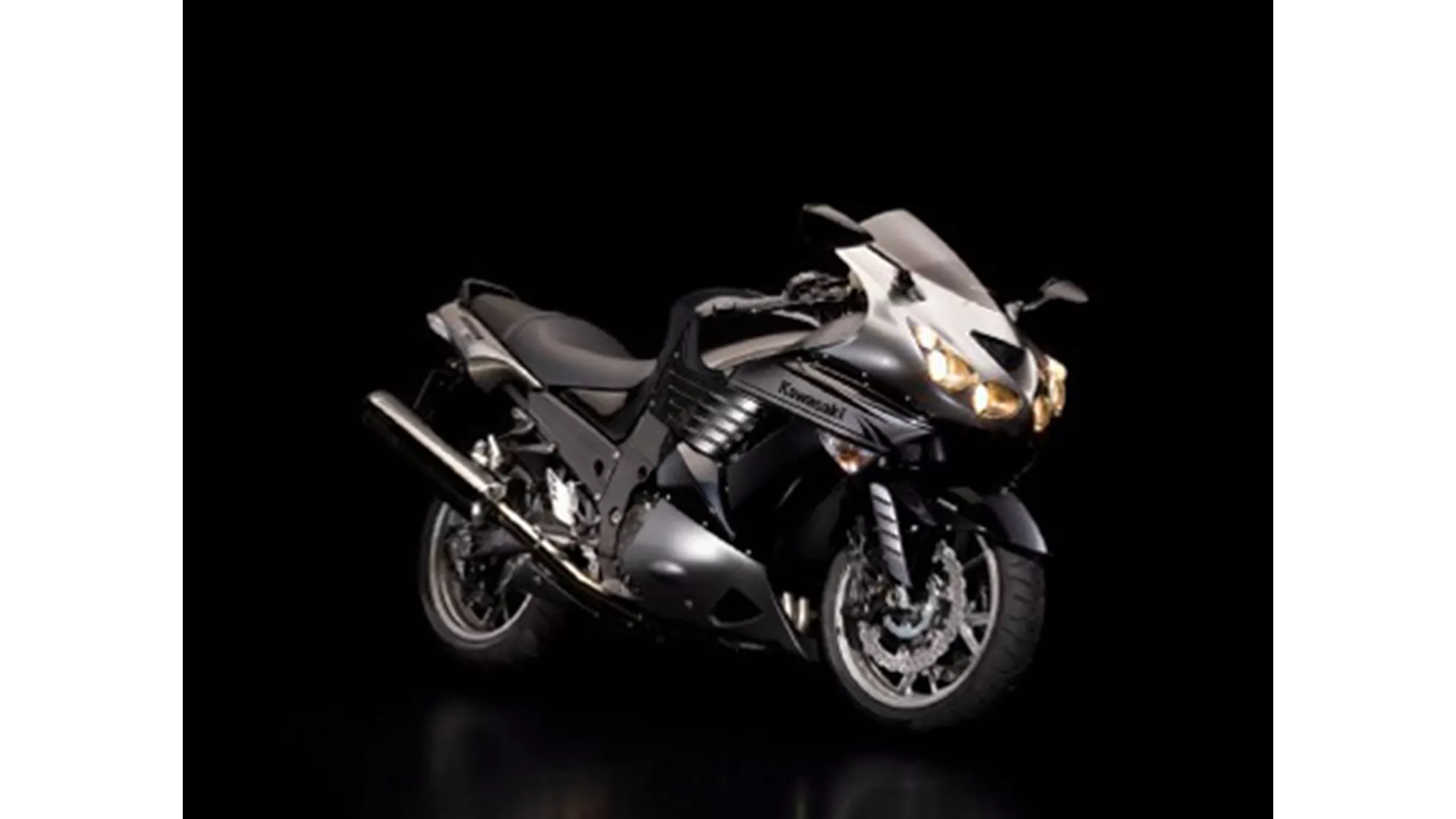 Kawasaki ZZR 1400 - Image 2 Kawasaki ZZR 1400 - Image 2