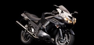 Kawasaki ZZR 1400 2010 vs BMW K 1300 S 2009