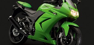 Honda CBR 250 R 2013 vs Kawasaki Ninja 250R 2010