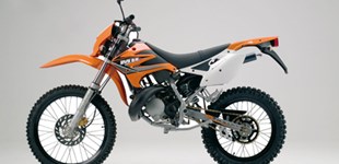 Rieju MRT 50 Cross 2009 vs Motorhispania Furia MAX Cross 2010