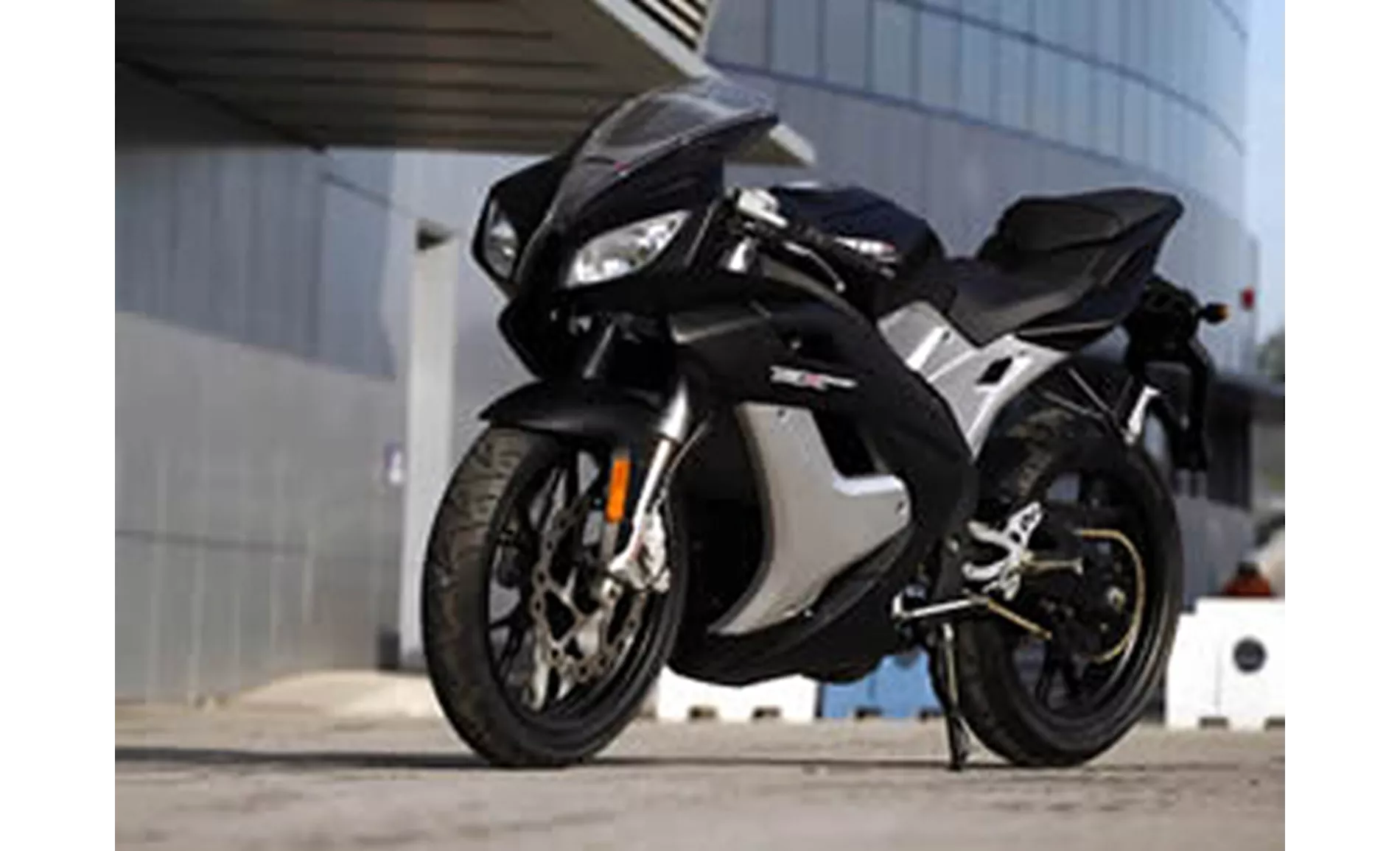 Motorhispania RX50 R 2010 Motorhispania RX50 R 2010