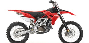 Derbi Senda DRD Racing 50 SM 2015 vs Aprilia MXV 450 2010