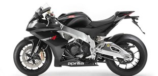 Aprilia RSV 4 R 2010 vs Yamaha R1 2009