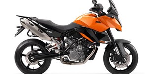 KTM 990 Supermoto T 2011 vs KTM 990 Supermoto 2008