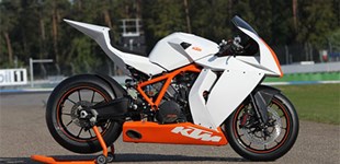 Suzuki Address 110 2020 vs KTM 1190 RC8 R Track 2011