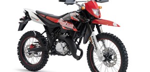 KSR Moto Trigger 50 X Competition 2011 vs Malaguti XSM 50 Supermoto 2021