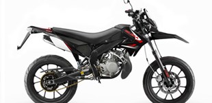 Beta RR 125 LC Enduro 2021 vs Gilera SMT 50 2T 2011