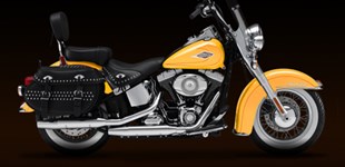 Harley-Davidson Softail Heritage Classic FLSTC 2011 vs Harley-Davidson Dyna Switchback  FLD 2013