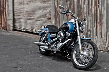 Harley-Davidson Dyna Super Glide Custom FXDC 2011 Harley-Davidson Dyna Super Glide Custom FXDC 2011