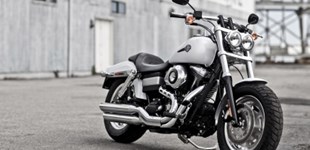 Benelli TRK 502 2022 vs Harley-Davidson Dyna Fat Bob FXDF 2011