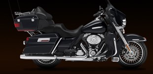 Harley-Davidson Touring Electra Glide Ultra Limited FLHTK 2011 vs Harley-Davidson CVO FLHTCUSE Ultra Classic Electra Glide 2011