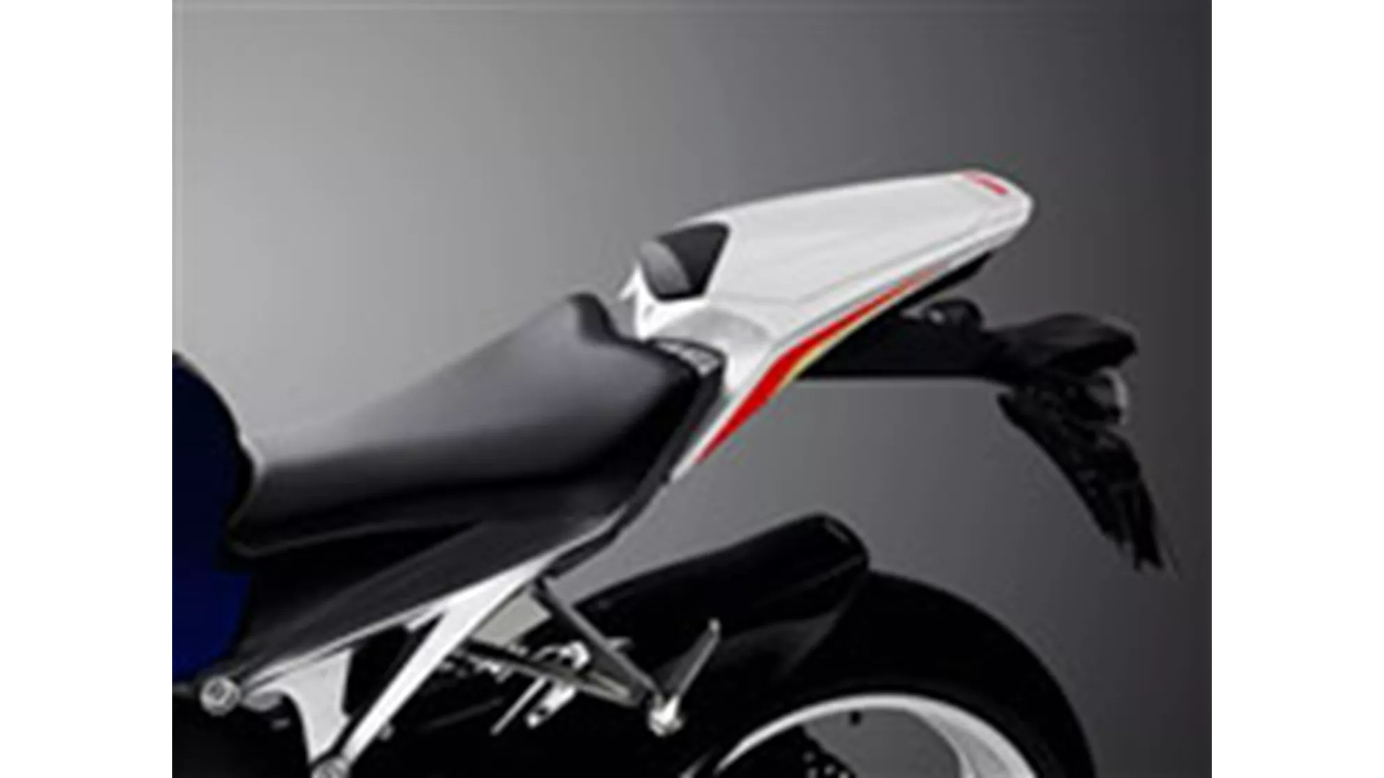 Honda CBR1000RR Fireblade - Image 3 Honda CBR1000RR Fireblade - Image 3