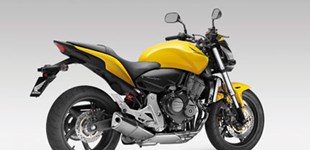 KTM 690 Duke 2011 vs Honda CB 600 F Hornet 2011