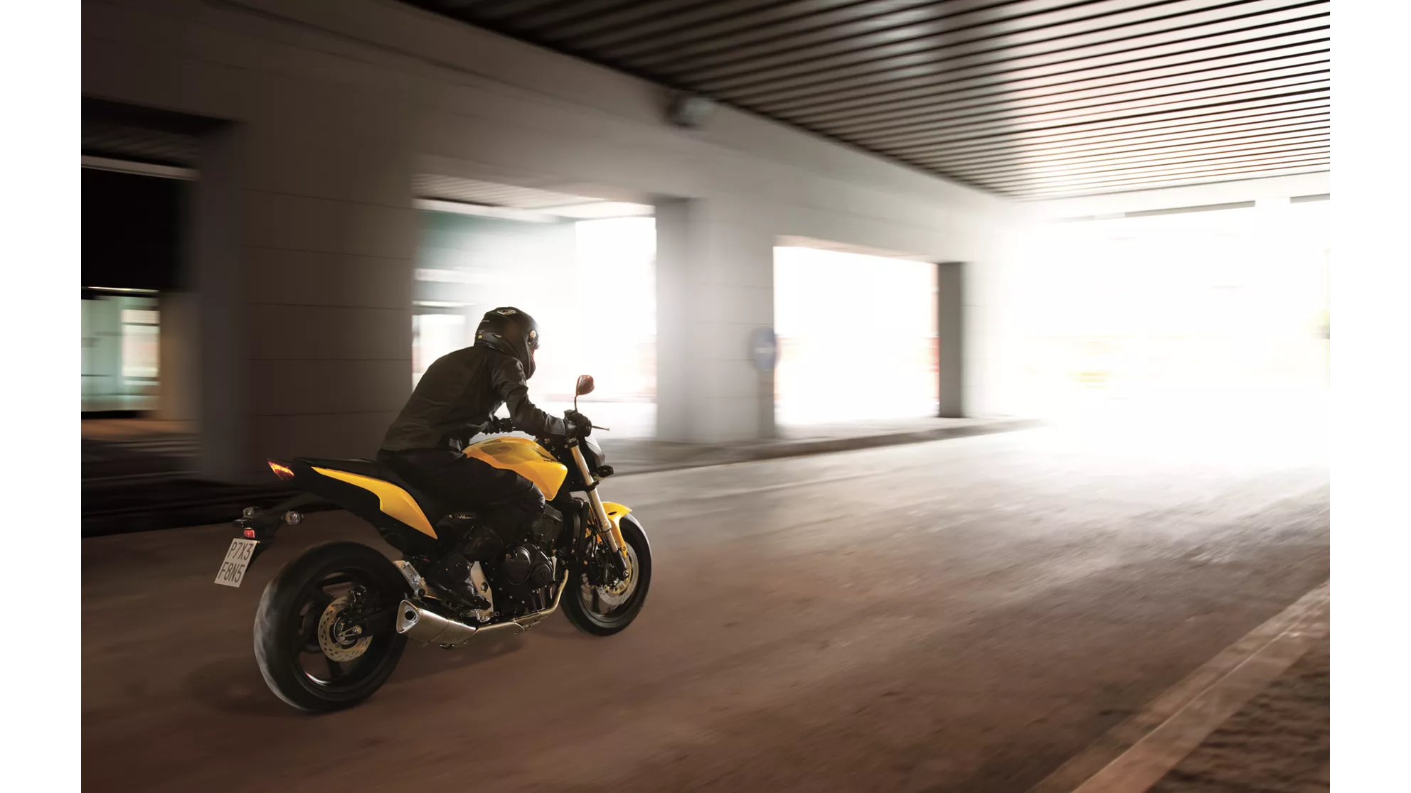 Honda CB 600 F Hornet - Image 11 Honda CB 600 F Hornet - Image 11