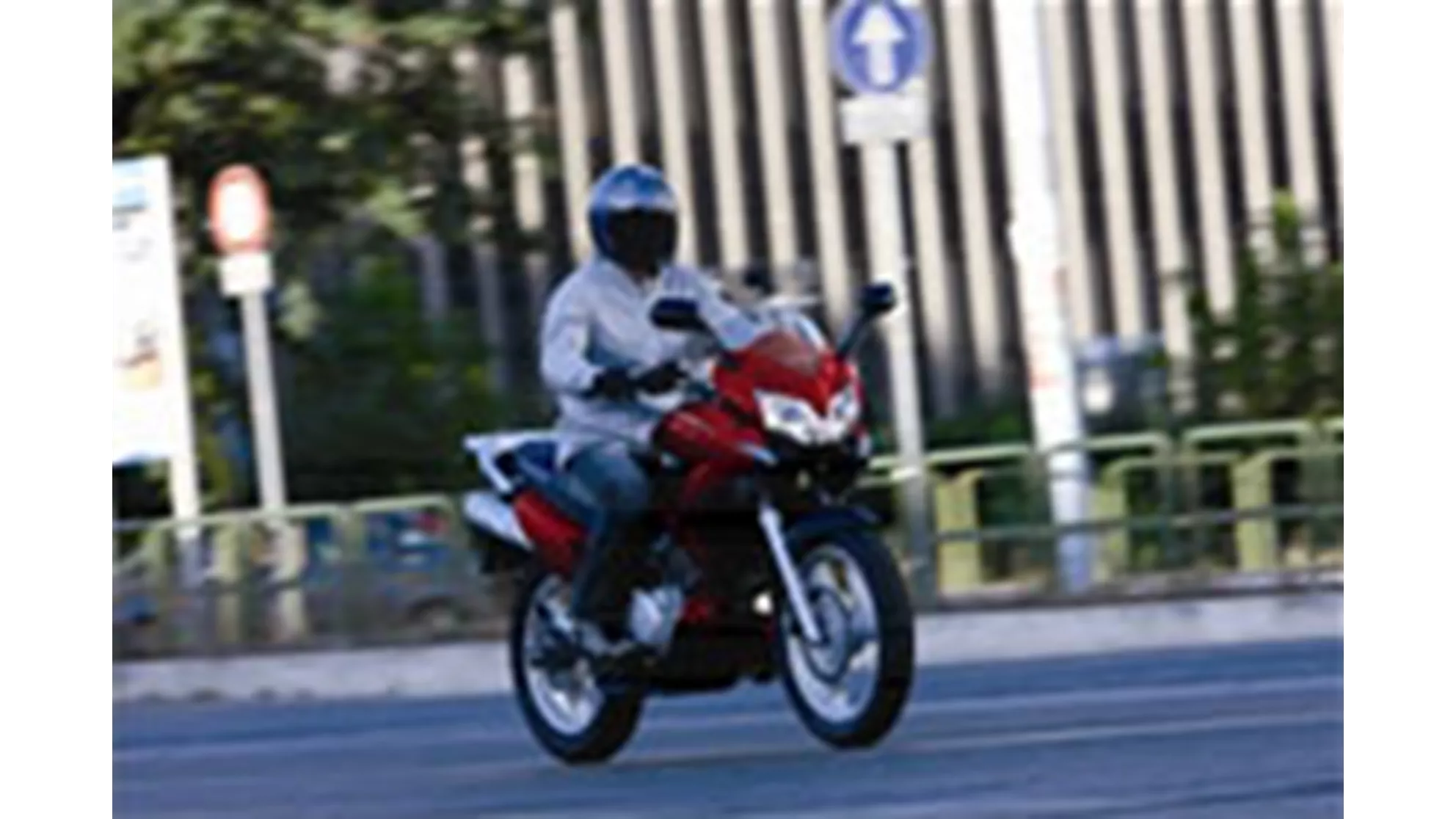 Honda XL 125 V Varadero - Image 1 Honda XL 125 V Varadero - Image 1