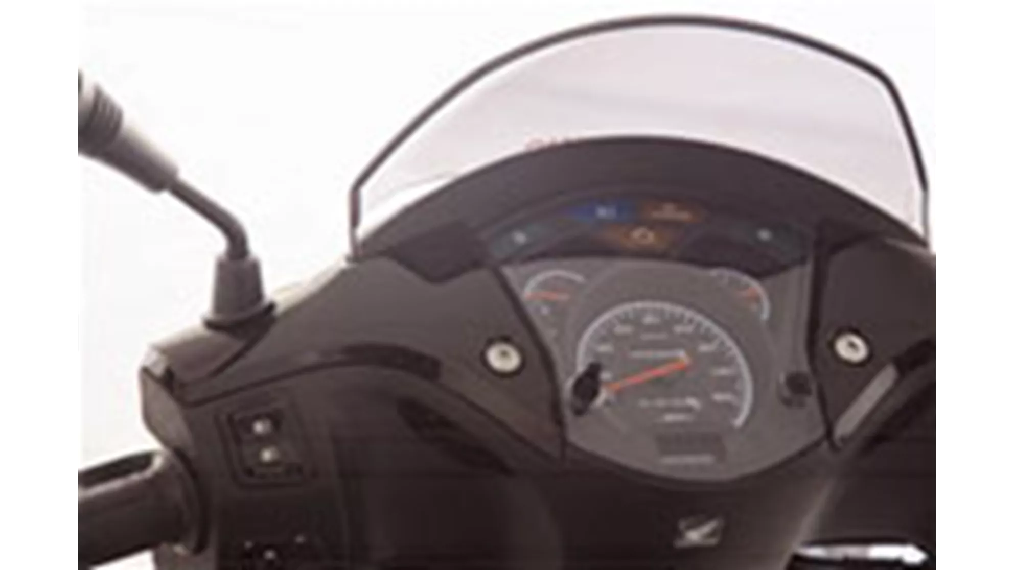 Honda SH125i - Image 8 Honda SH125i - Image 8