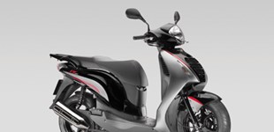 Honda PS125i 2011 vs Honda SH300i 2009
