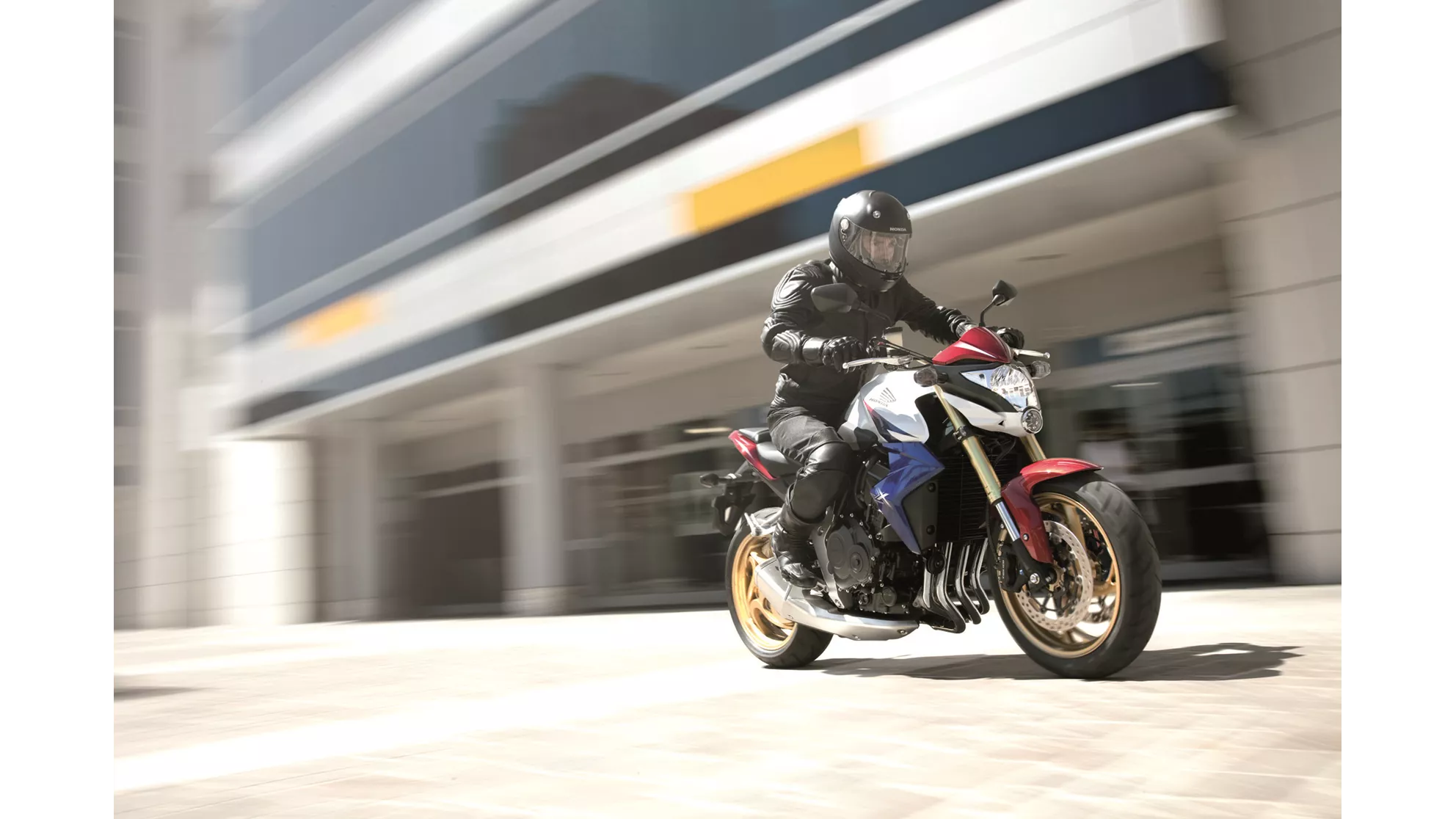 Honda CB 1000 R - Image 11 Honda CB 1000 R - Image 11