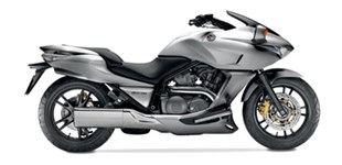 Honda DN-01 2011 vs Honda CTX 1300 2016