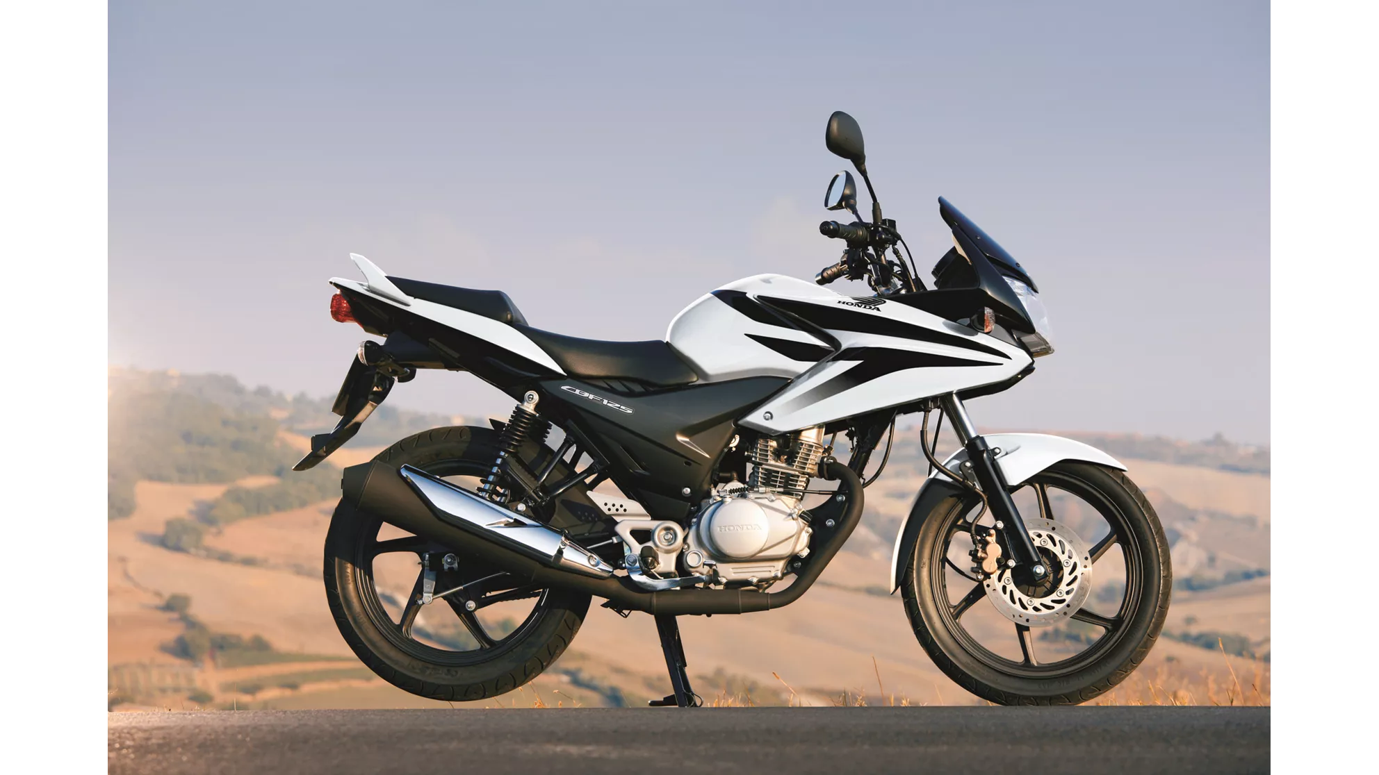 Honda CBF 125 - Image 11 Honda CBF 125 - Image 11