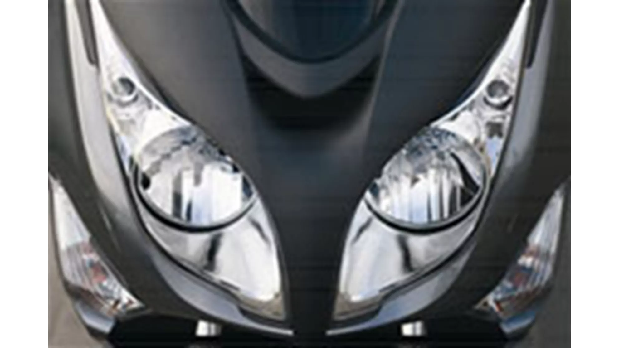 Honda SW-T 400 - Image 9 Honda SW-T 400 - Image 9