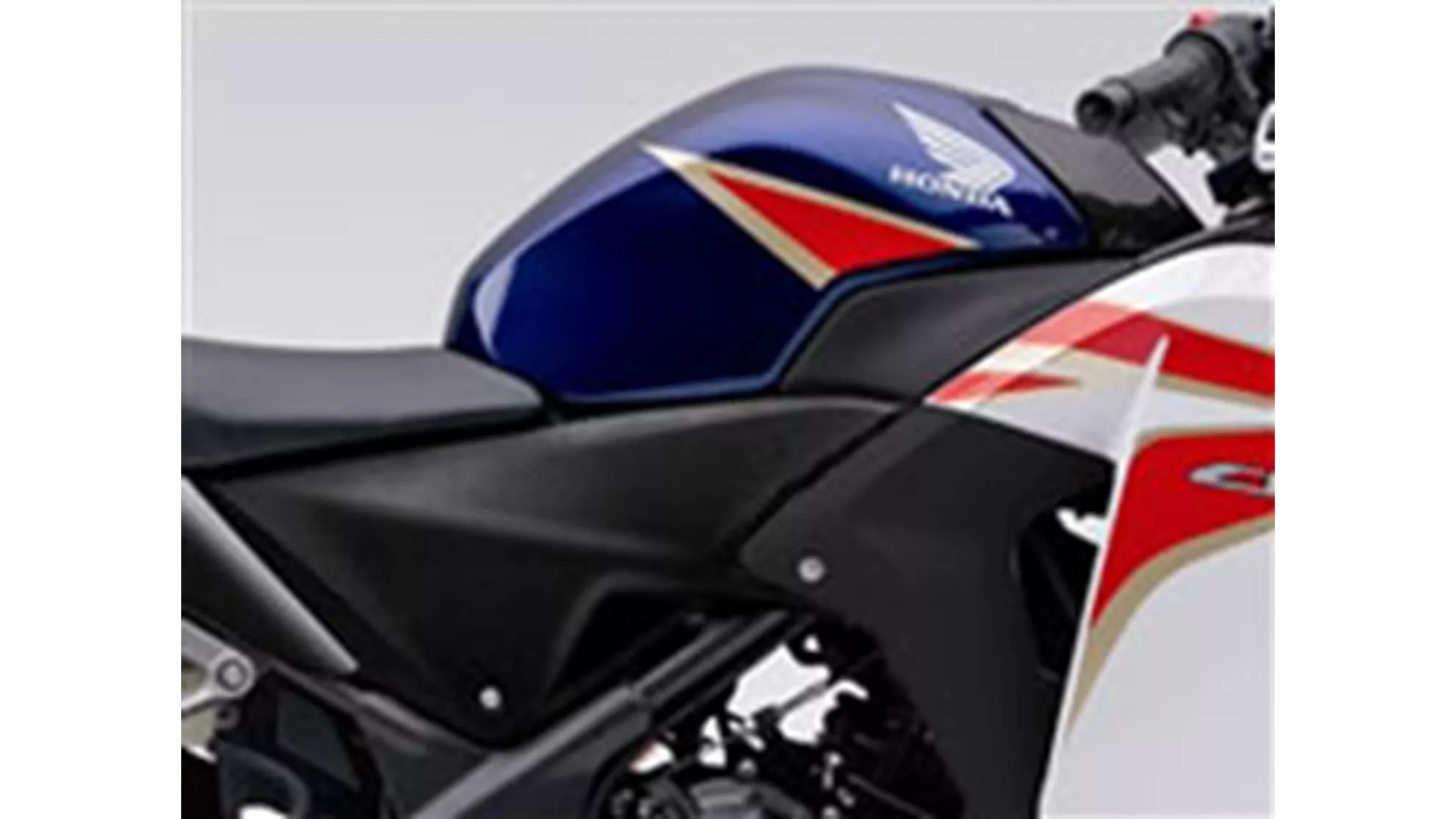 Honda CBR 250 R - Image 6 Honda CBR 250 R - Image 6