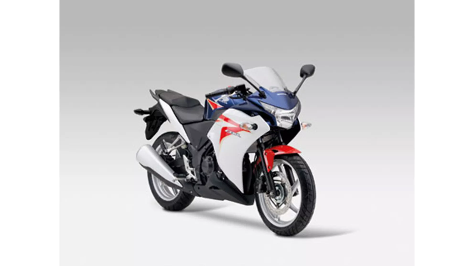 Honda CBR 250 R - Image 9 Honda CBR 250 R - Image 9