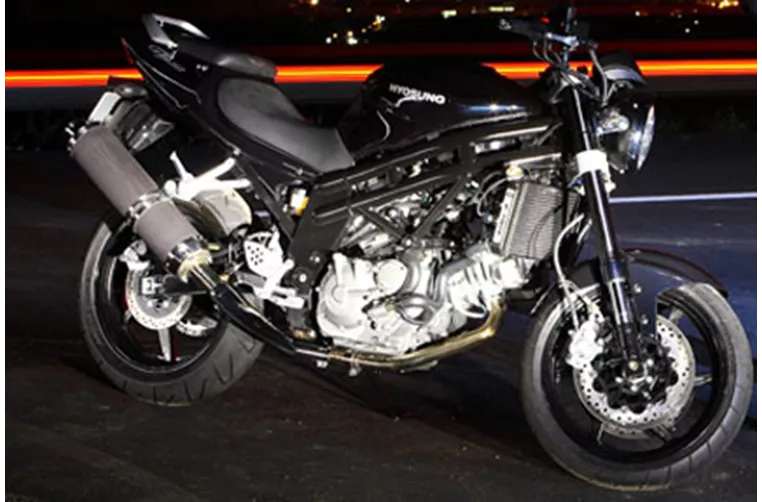 Hyosung GT 650i SE Naked 2011 Hyosung GT 650i SE Naked 2011