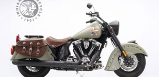 Harley-Davidson Nightster 2023 vs Indian Chief Bomber 2011 Harley-Davidson Nightster 2023 vs Indian Chief Bomber 2011