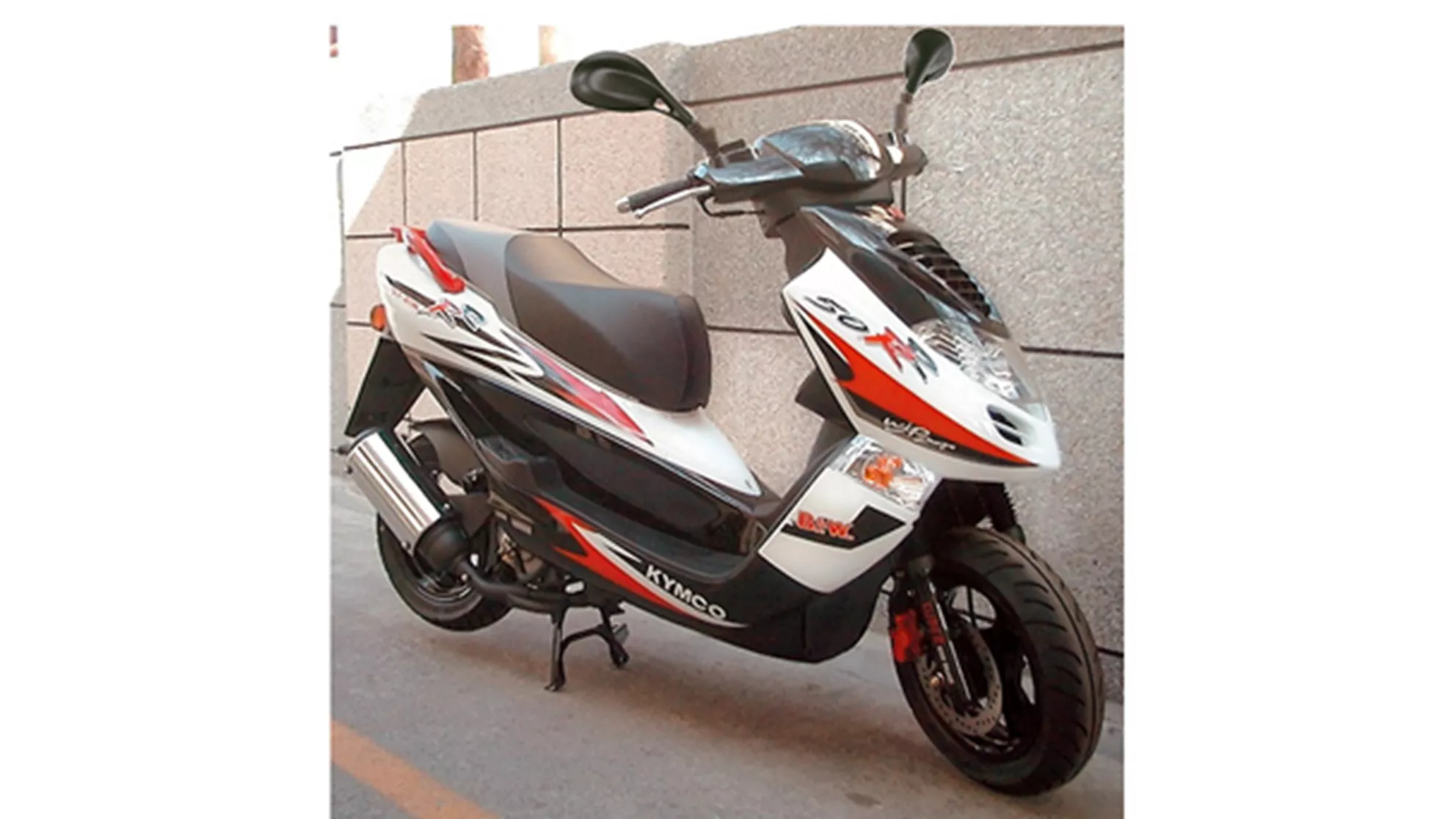 Kymco B & W 50 - Image 2 Kymco B & W 50 - Image 2