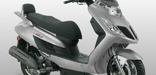 Kymco Yager GT 200i 2011 vs Kymco Downtown 125i 2013