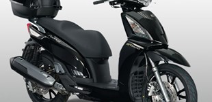 Kymco People GT 125i 2011 vs Peugeot Jet Force 125K15 Compressor 2005