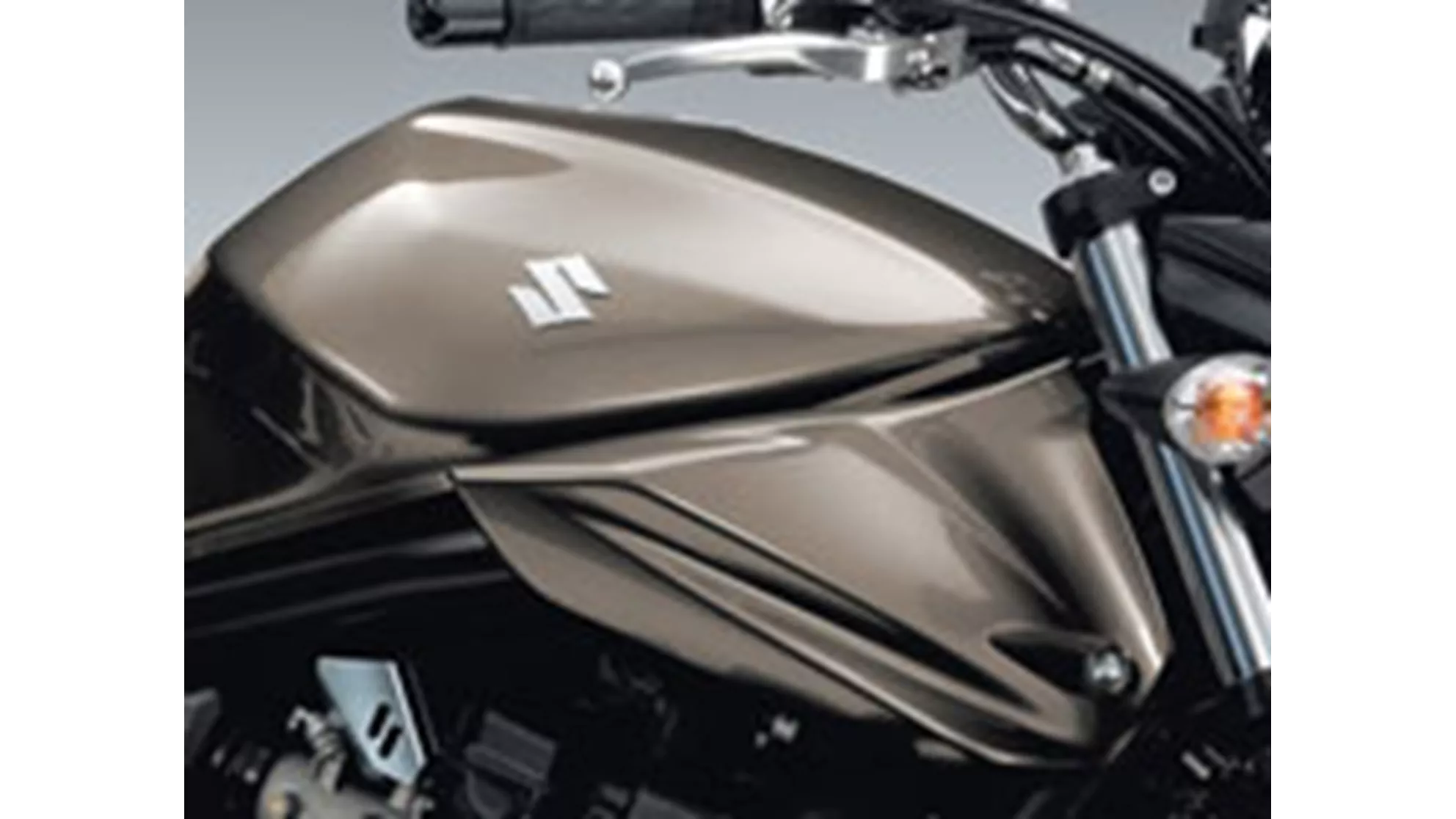Suzuki Bandit 1250 - Image 11 Suzuki Bandit 1250 - Image 11