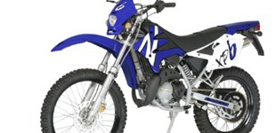 Peugeot XPS Enduro 2009 vs Peugeot XP6 Enduro 50 Power up 2011
