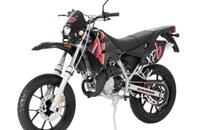 Peugeot XP6 Supermoto 50 Power up 2011 - Bild 1